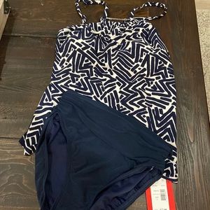 New with tags MAGICSUIT SIZE 10